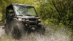 2016-Can-Am-Defender-Feature-500x285