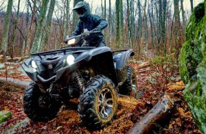 2016-Yamaha-Grizzly-700-SE-Action